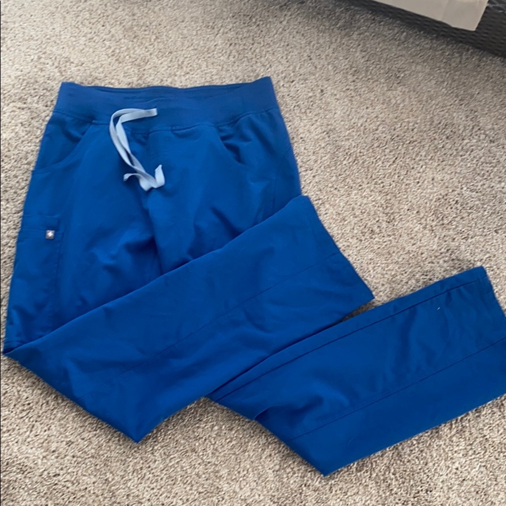 COPY - Figs tall cargo pant scrubs